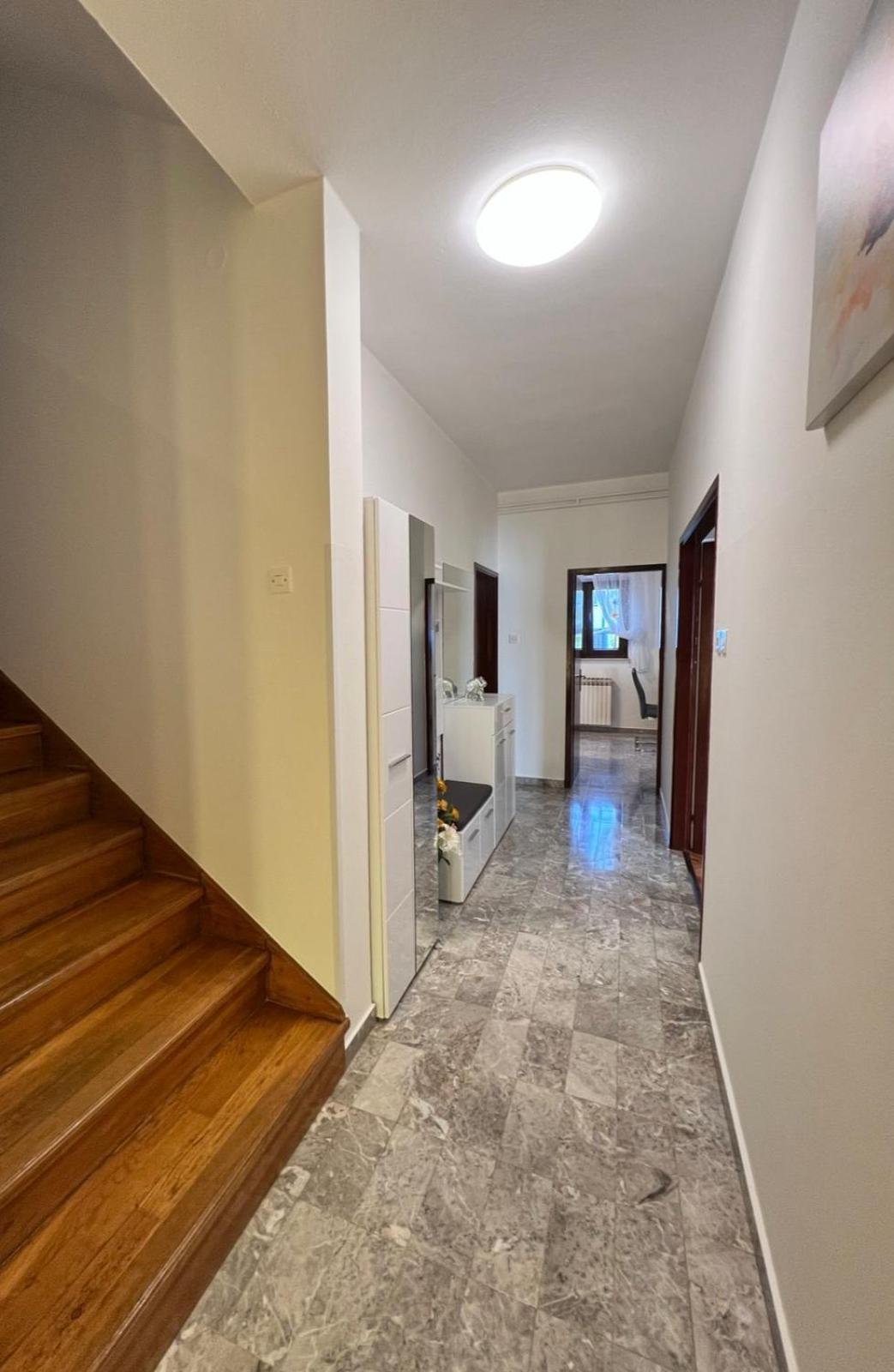Apartment Tigo - 2 Bedrooms, 2 Bathrooms, Terrace And Big Garden 파자나 외부 사진