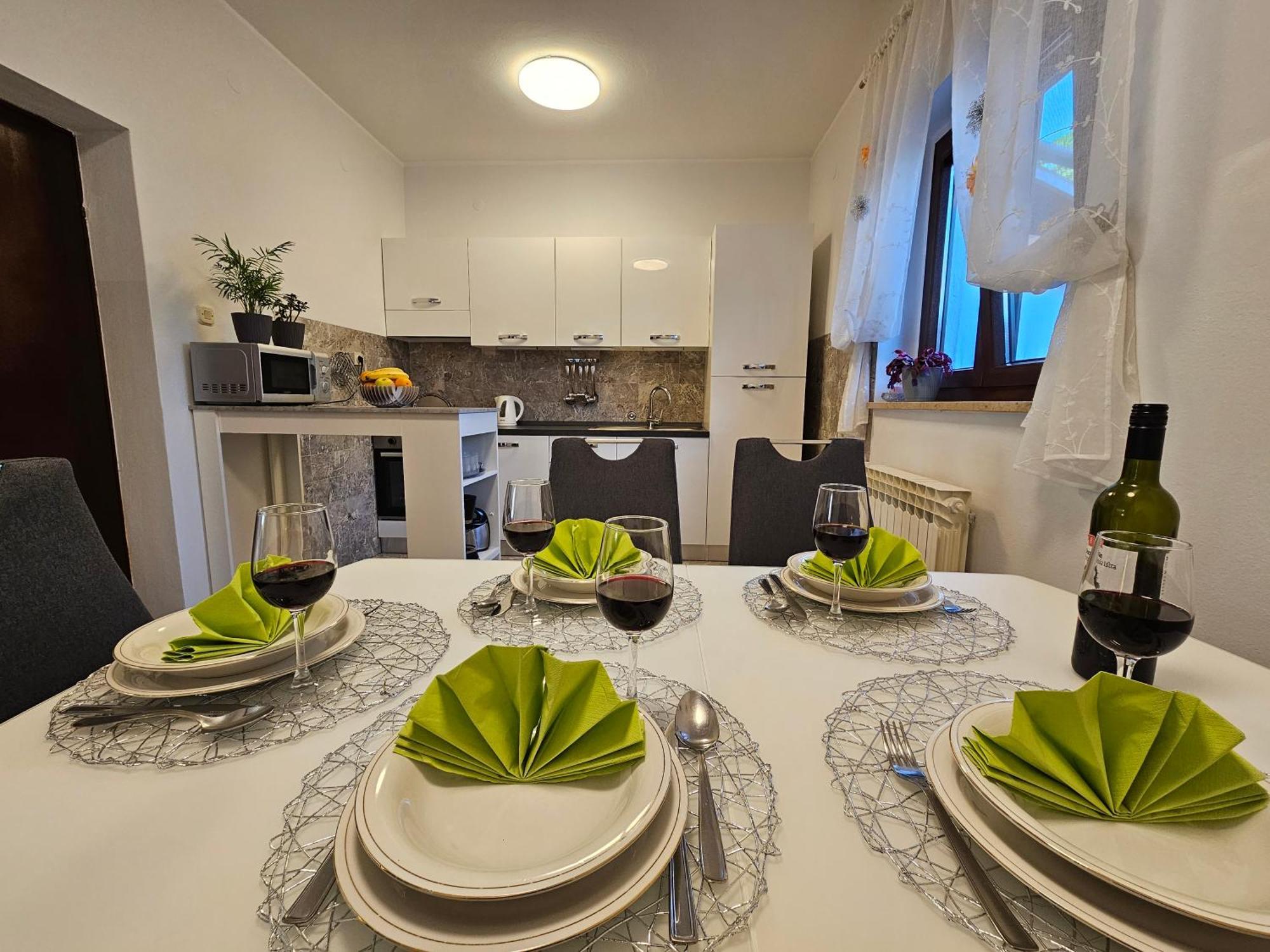Apartment Tigo - 2 Bedrooms, 2 Bathrooms, Terrace And Big Garden 파자나 외부 사진